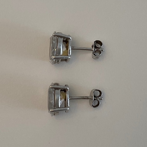 Holt Renfrew Crystal studs - Picture 3 of 4